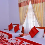 Rri Luxury Homestay