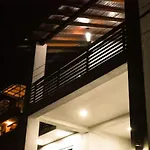 J\'S Villa