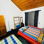 Hilltop Homestay Nuwara Eliya