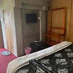 New Happy Inn