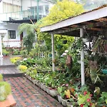 Sinora Holiday Bungalow