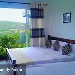 Ivy Bungalow