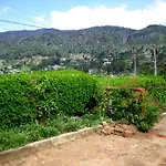 Roselynn Manor