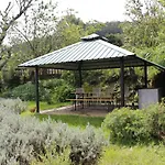 Senani Colonial Holiday Bungalow