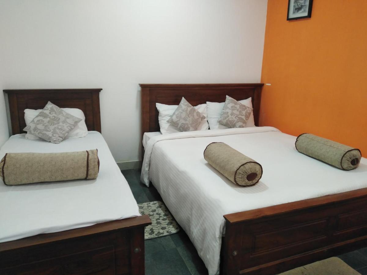 Hotel Rest Master Luxury Bunglaw 2*