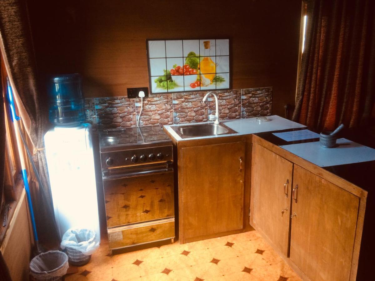 Bed & Breakfast Wood Cabana Nuwaraeliya