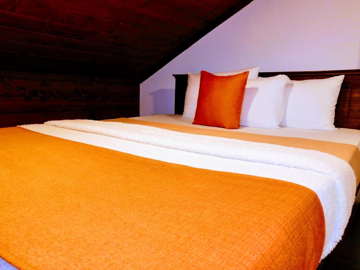 Moon Plains Luxury Apartment *