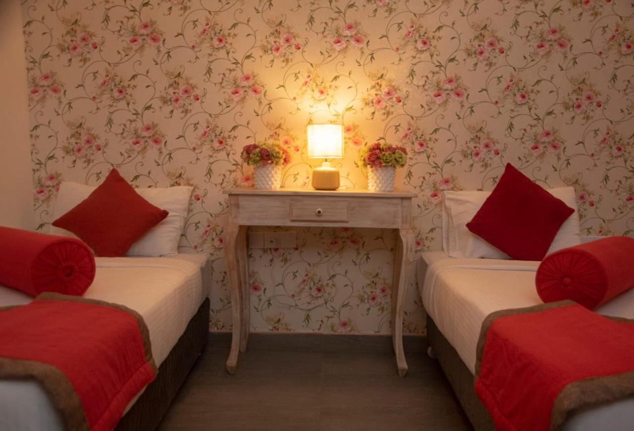 The Edgware Guest house 3*