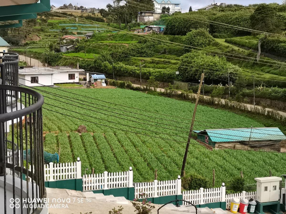Lake Infinity Residences - * Nuwara Eliya
