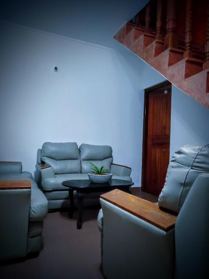 Ragith Villa Lodge *