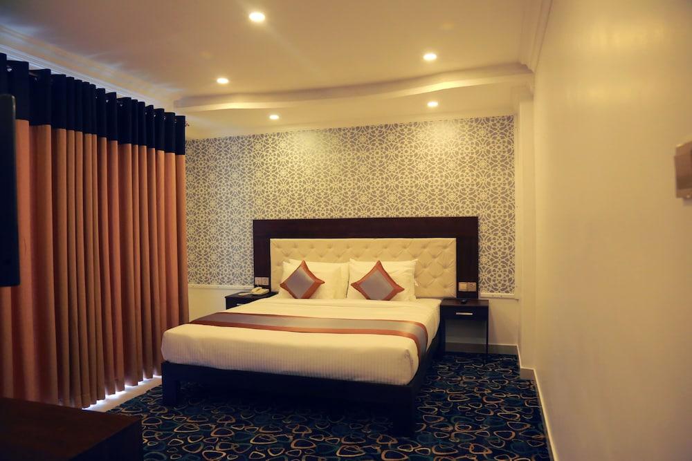 Galaxy Grand Hotel Nuwara Eliya