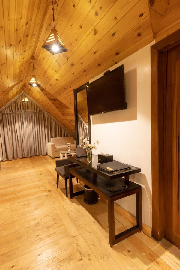Hotel Grand Turf Nuwara Eliya