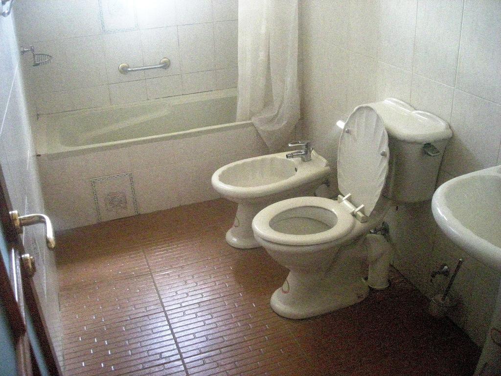 Roselynn Manor Bed & Breakfast 3*