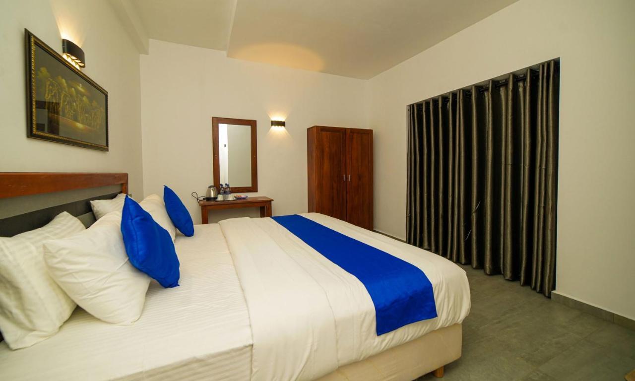 Cool Breeze Grand Resort