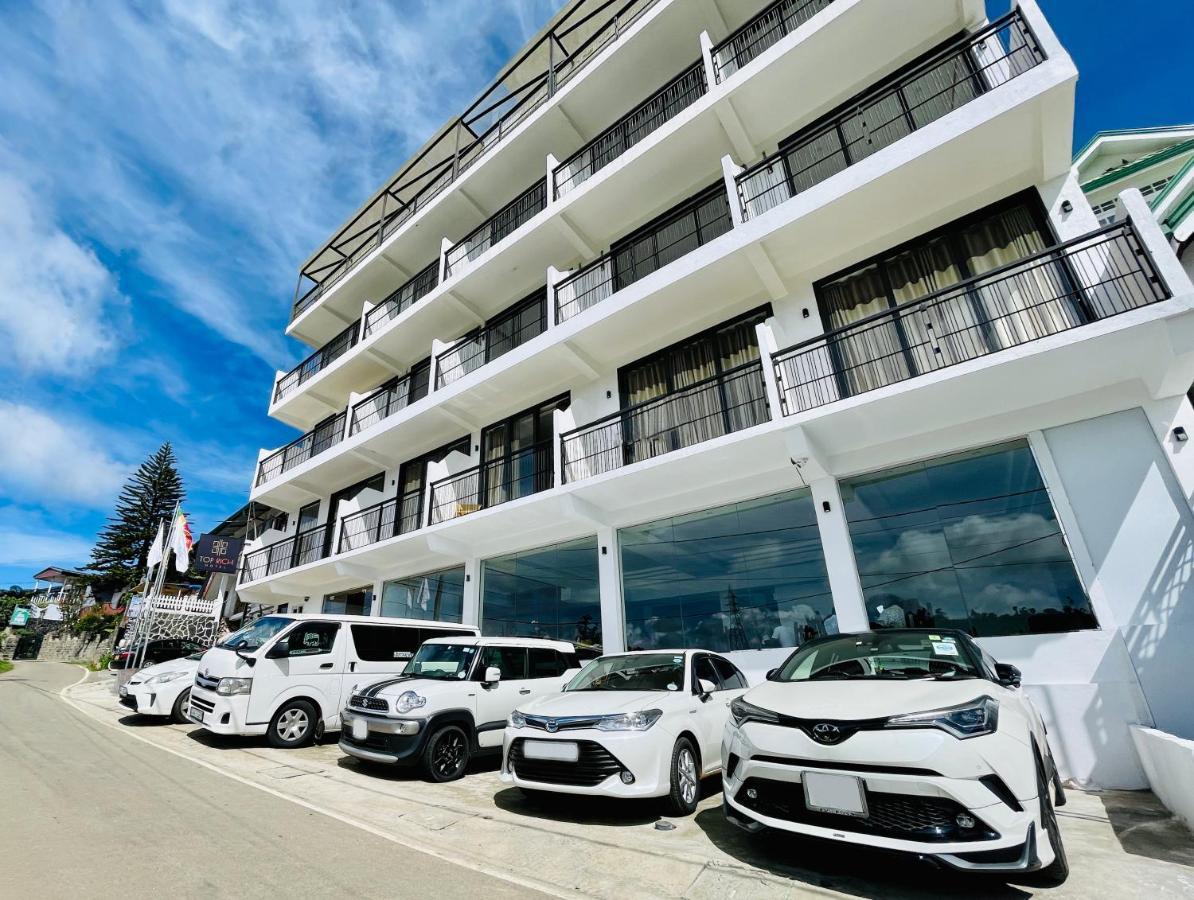 Rich Hotel *