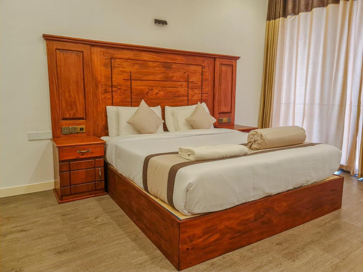 Rich Hotel Nuwara Eliya