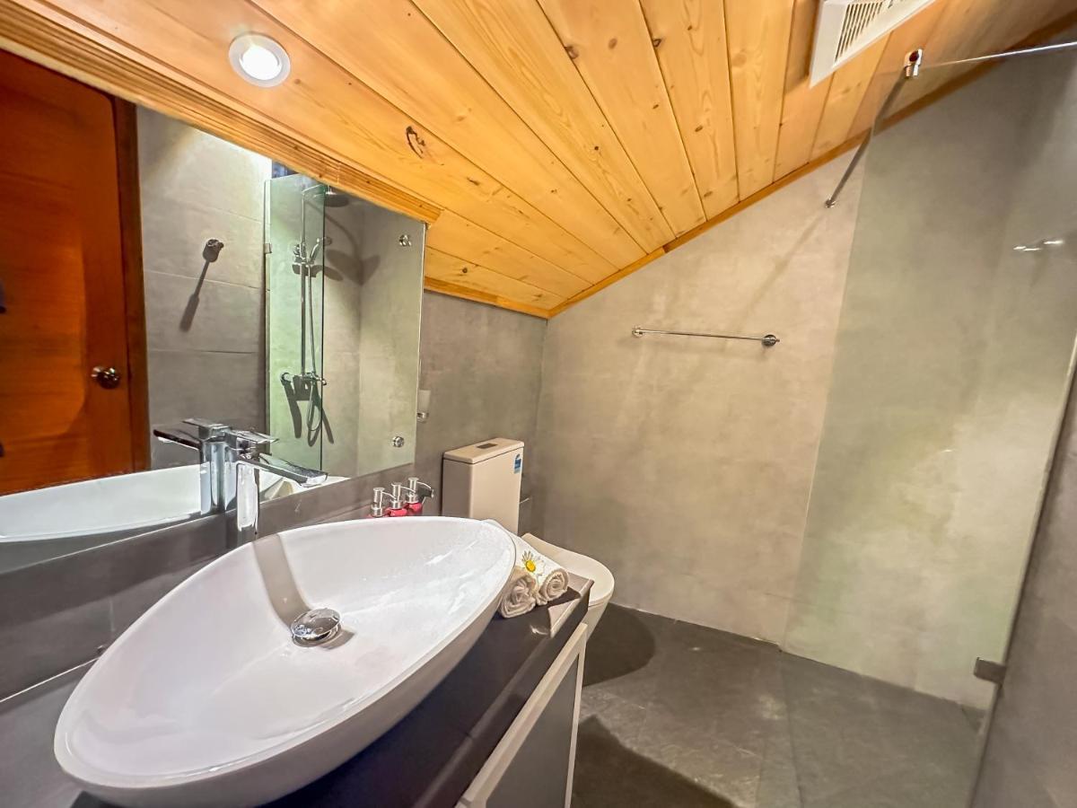 Baron Luxury Boutique Hotel