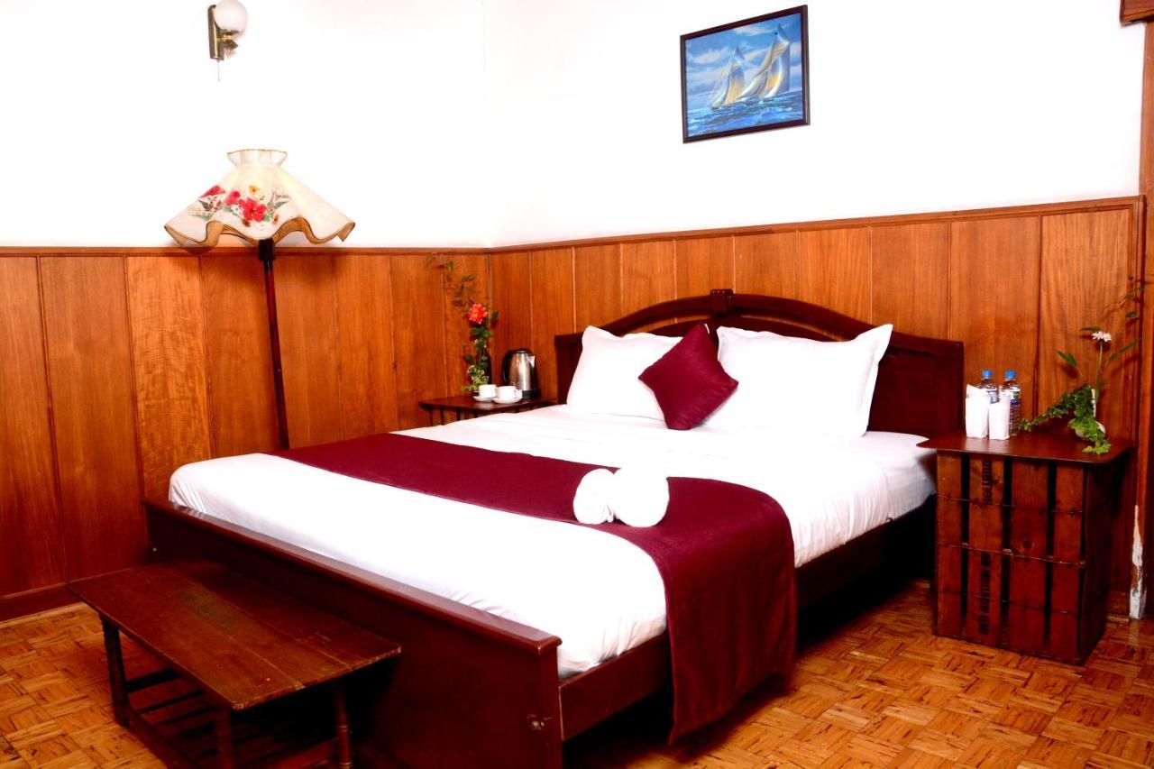 Bed & Breakfast The West Gate Bungalow