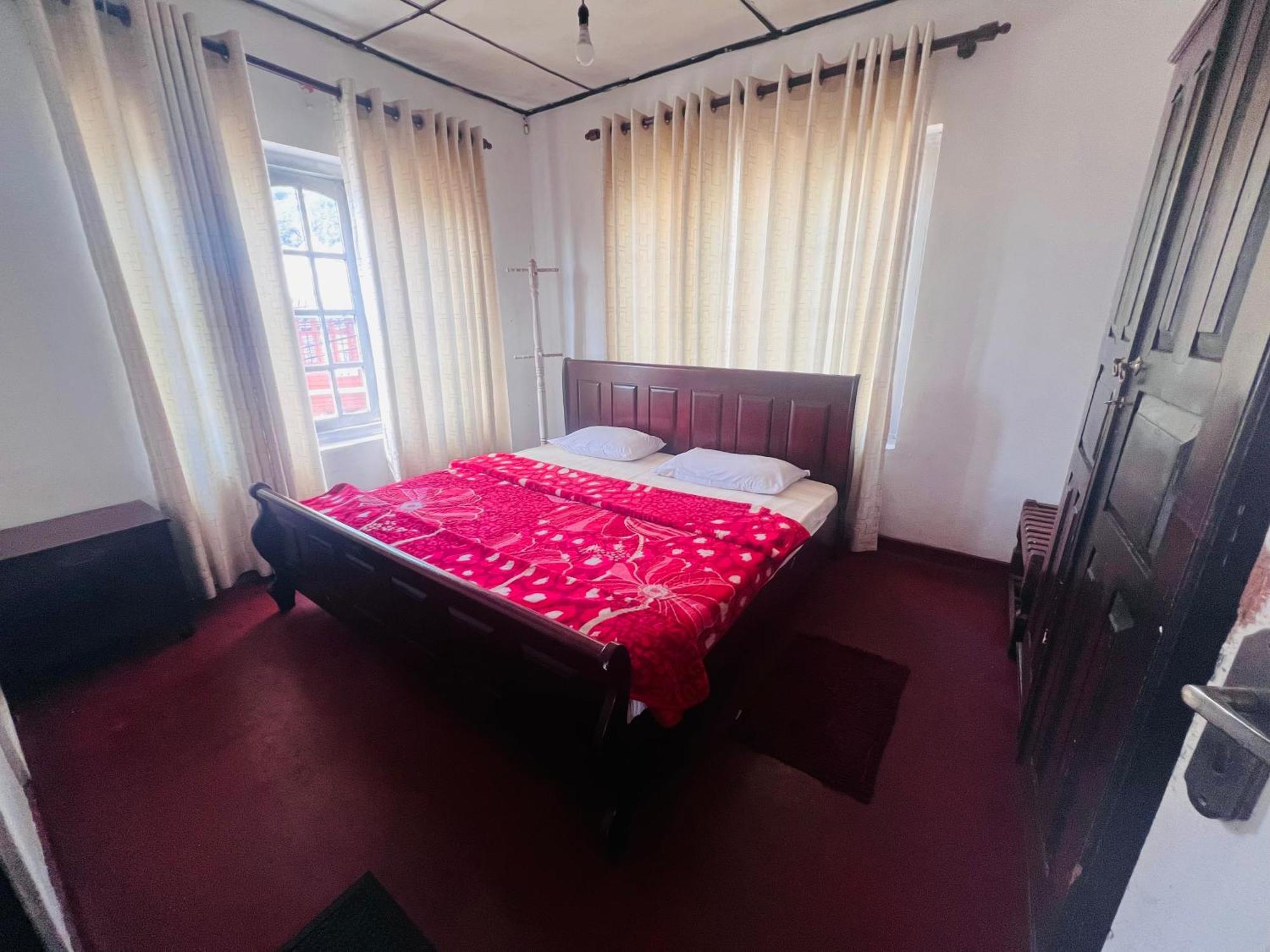 Hotel Serendib 3*