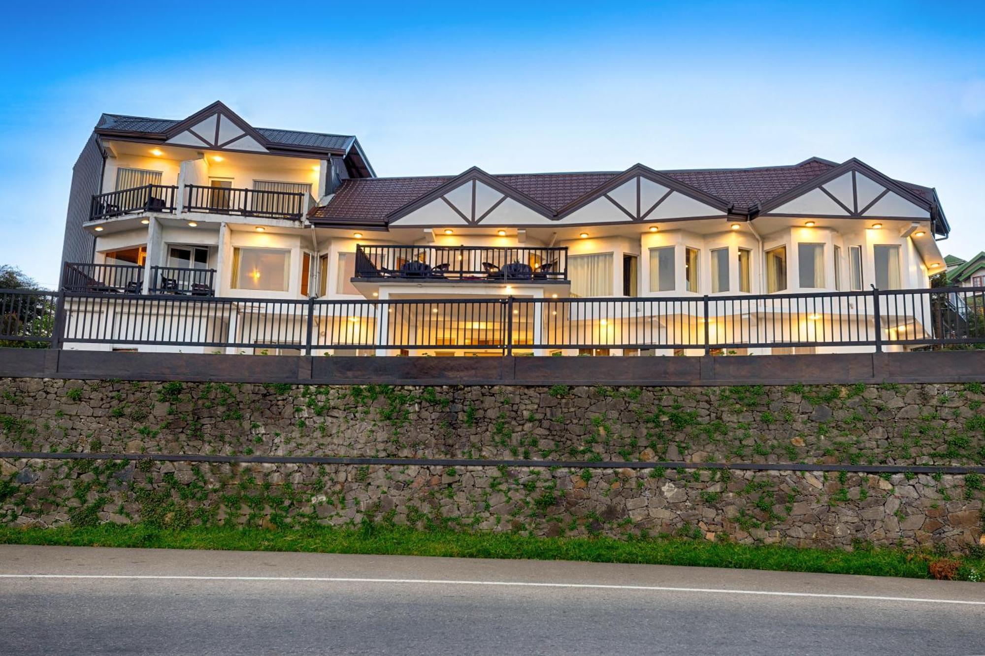 Eden Hill 5*