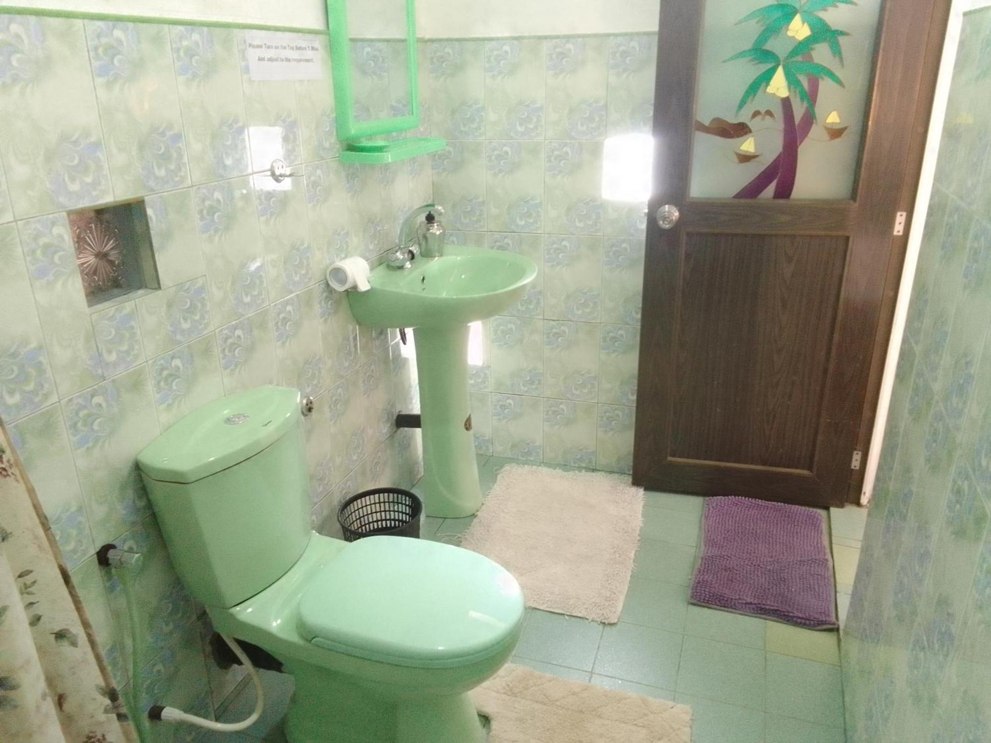 Guest house Red Wood Nuwara Eliya