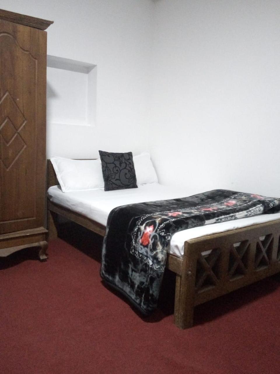 Harrisline Homes, Holiday home *