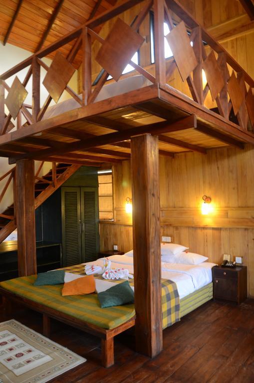 Chalet Calamander Lake Gregory