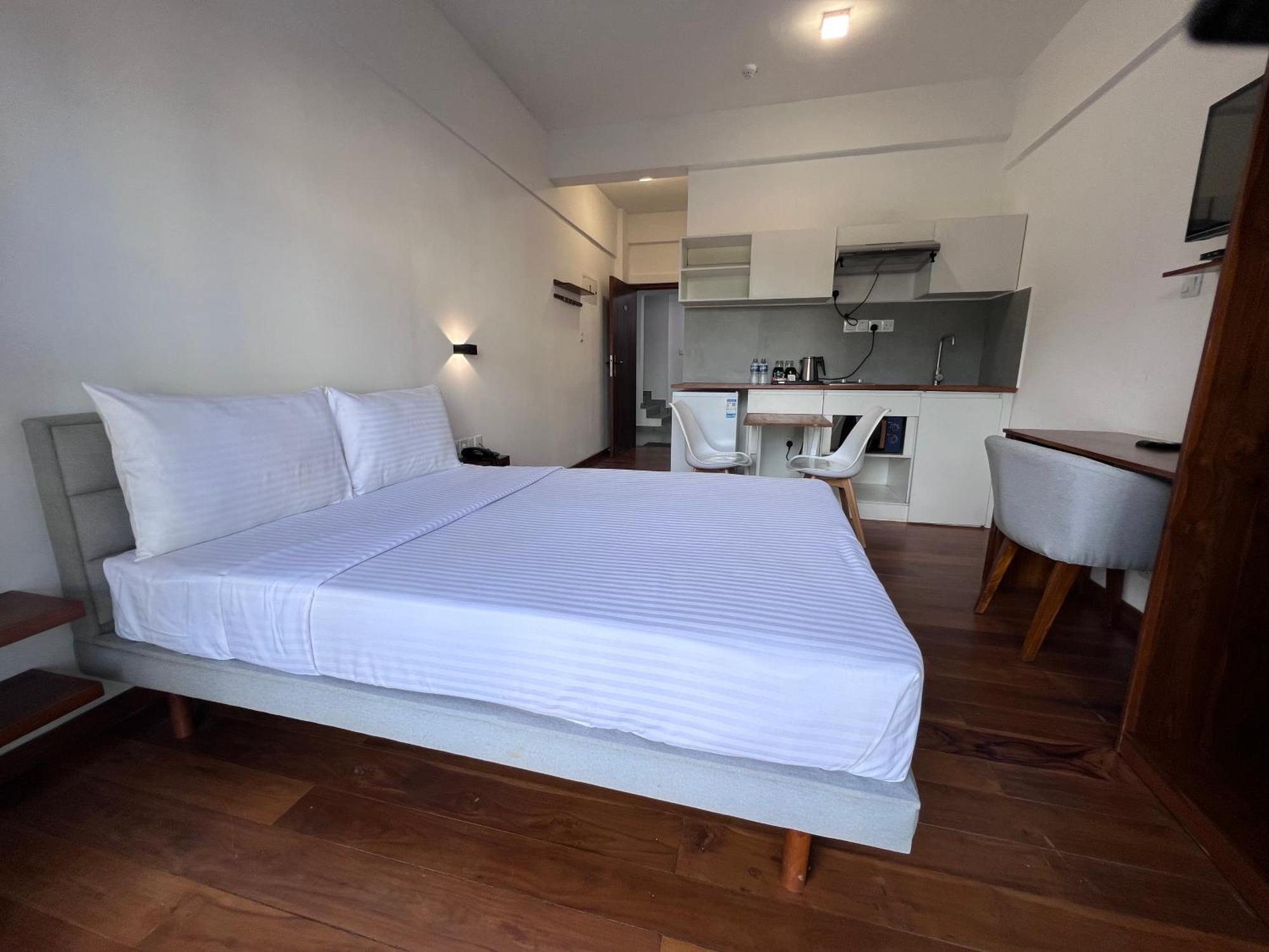 Hotel 88th 3*