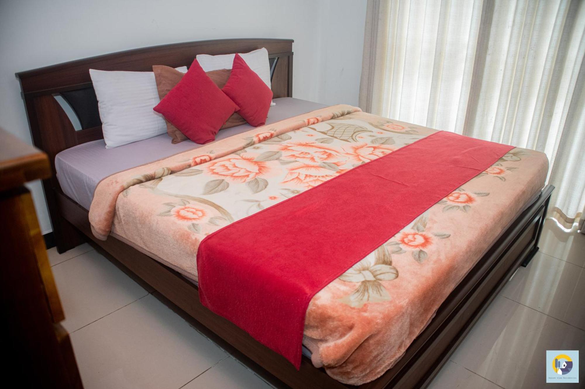 Apartment Heaven View Residencies