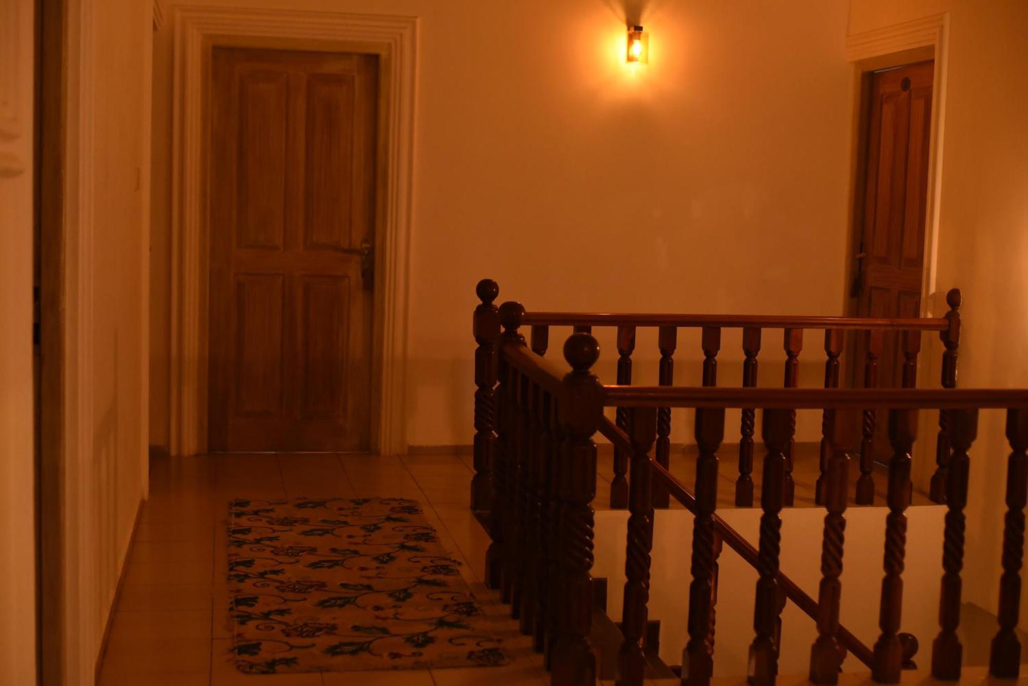 Oasis Hill Hotel