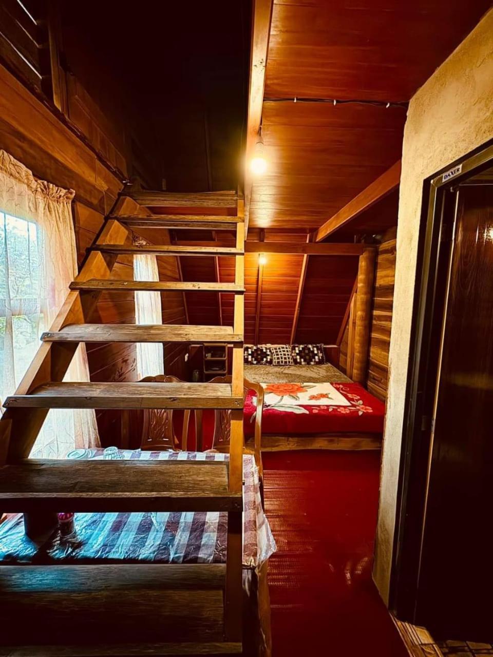Luxury tent The Tranquil Wooden Nuwara Eliya