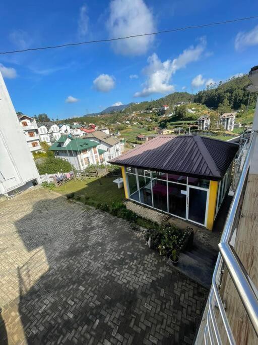 Grand Mellow Villa Nuwara Eliya