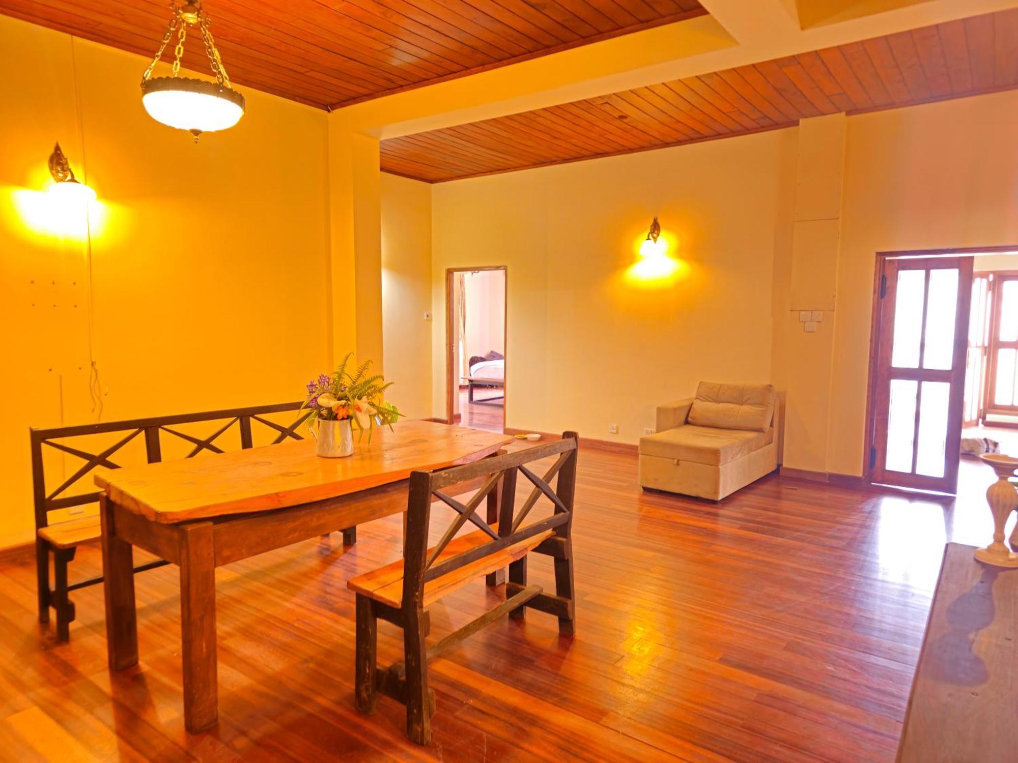 Hotel The Loris Manor Nuwara Eliya