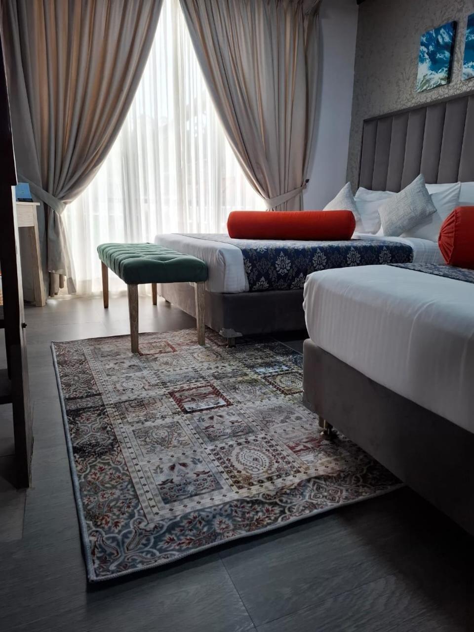The Edgware Guest house 3*