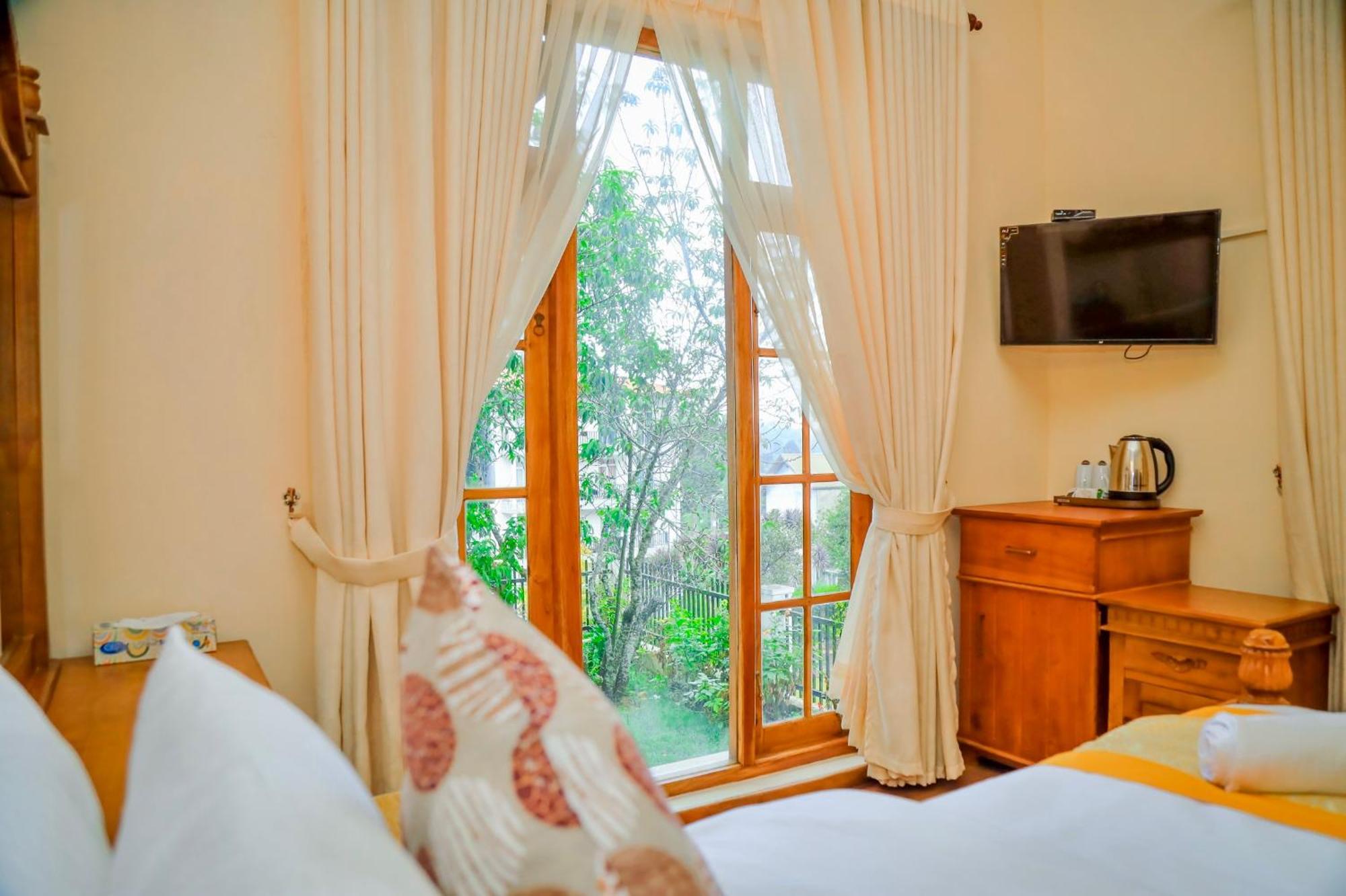 Hotel Alben Castle Glenfall Nuwara Eliya