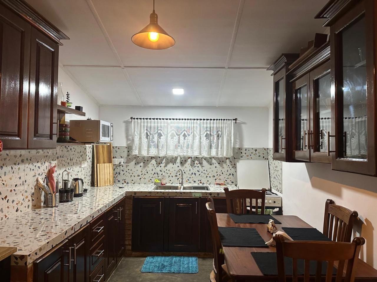 Laza Holiday home Nuwara Eliya