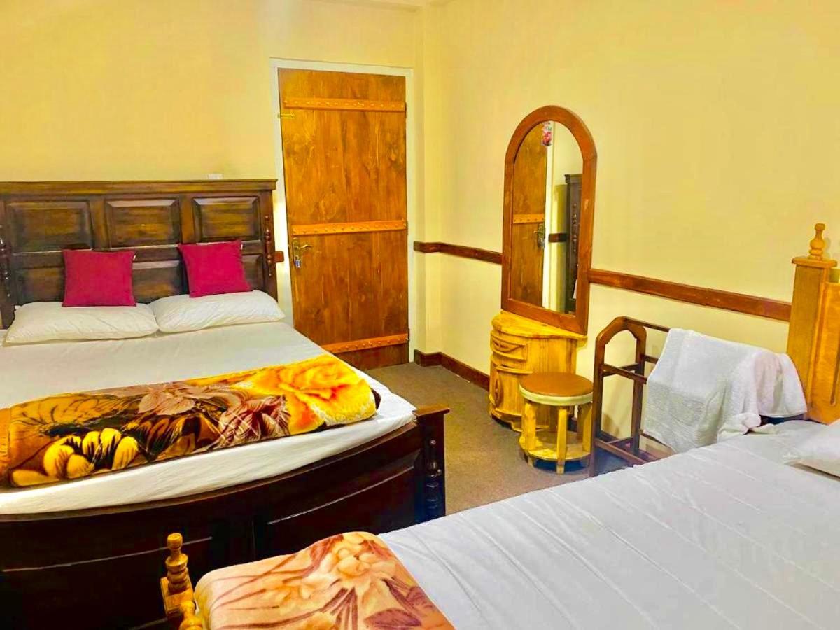 Homestay Niros