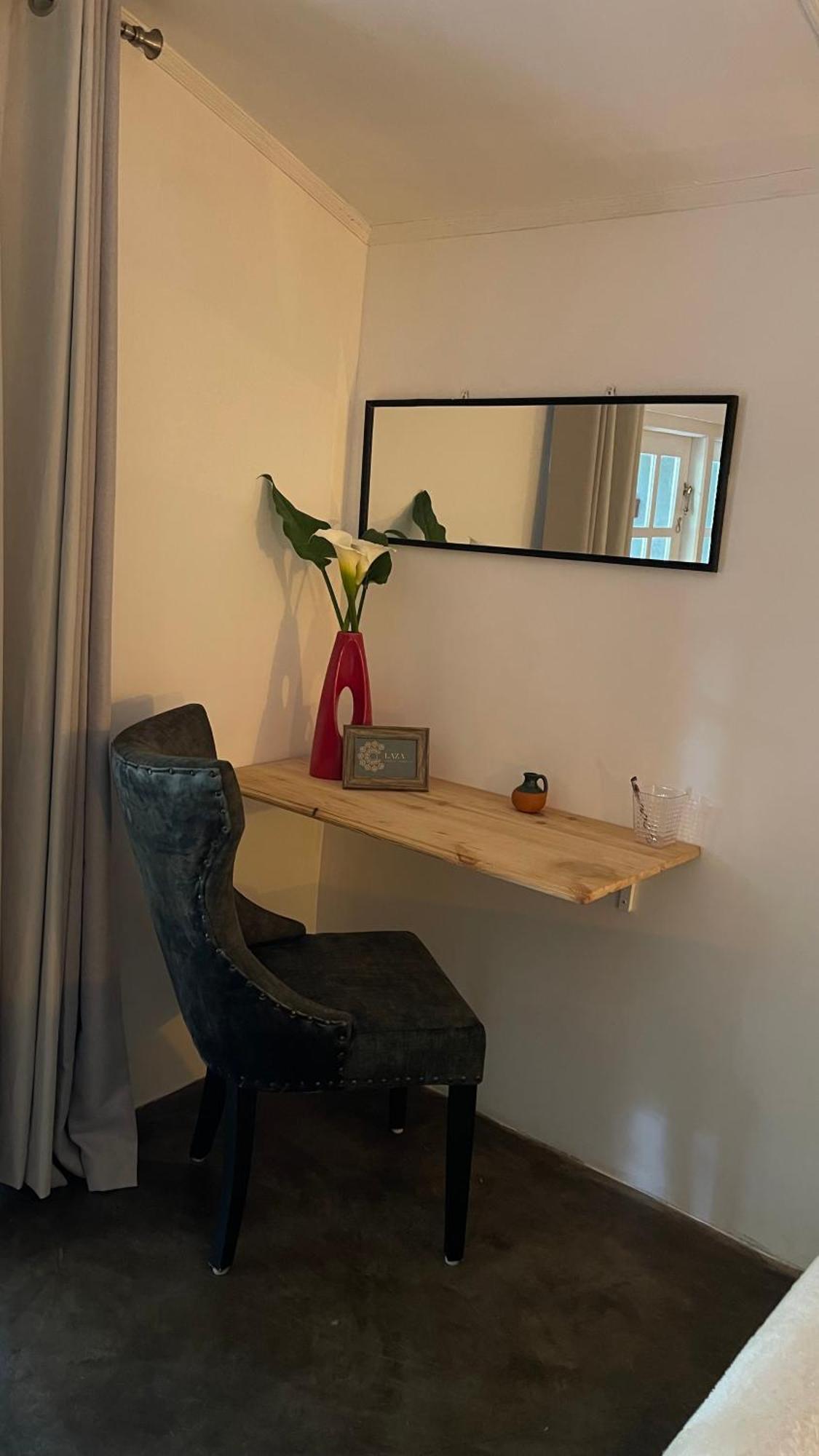Laza Holiday home *