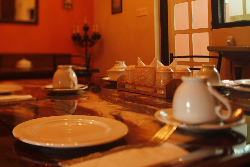 Hotel House Of Leisure Nuwara Eliya