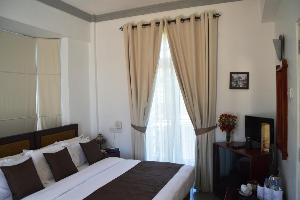 Hotel Royal Hills Nuwara Eliya
