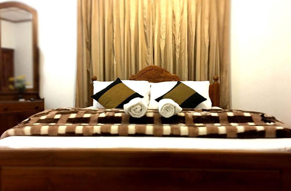 Royal Mount Hotel & Restaurant Apartment