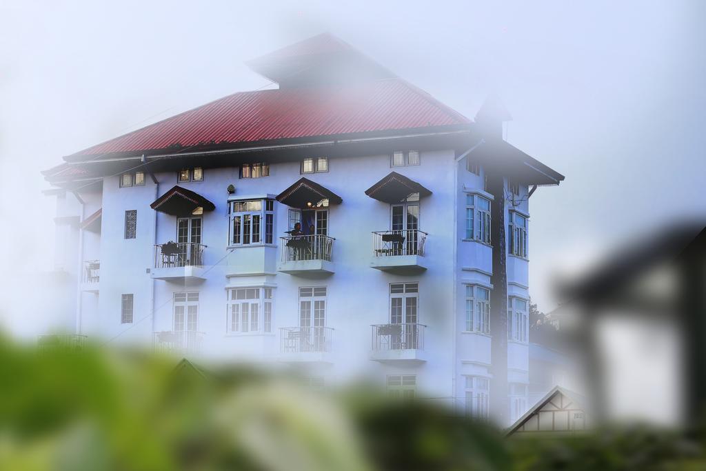 Royal Hills Hotel