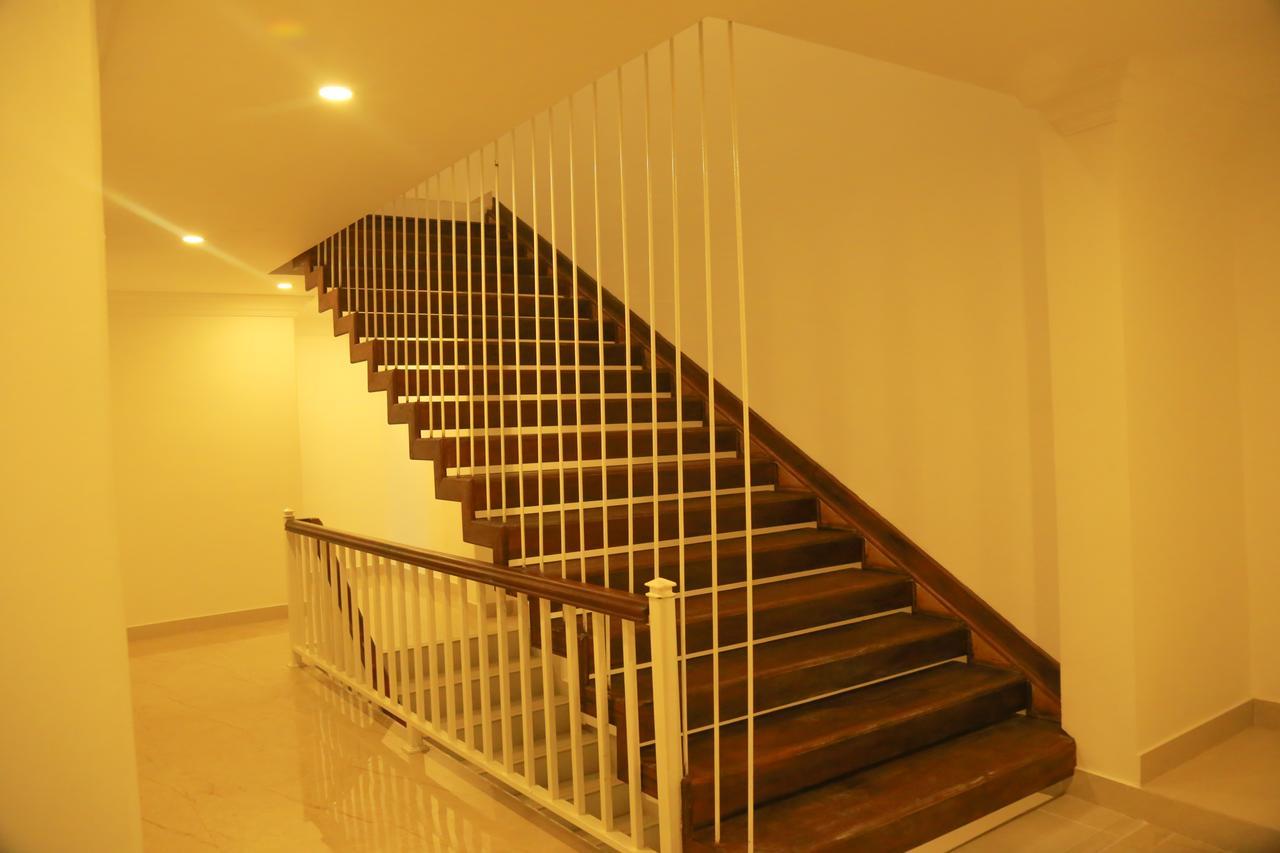 Hotel Galaxy Grand Nuwara Eliya