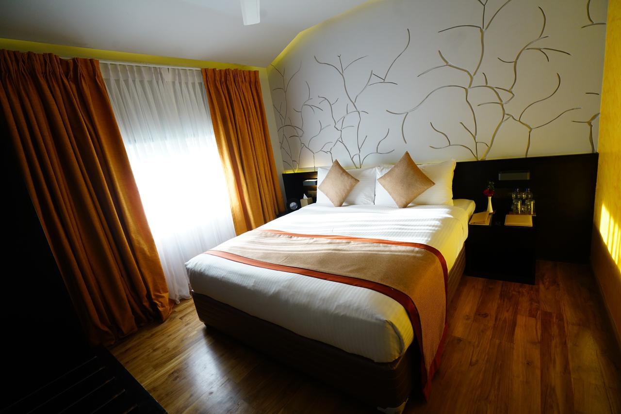 Horton Towers And Nuwara Eliya