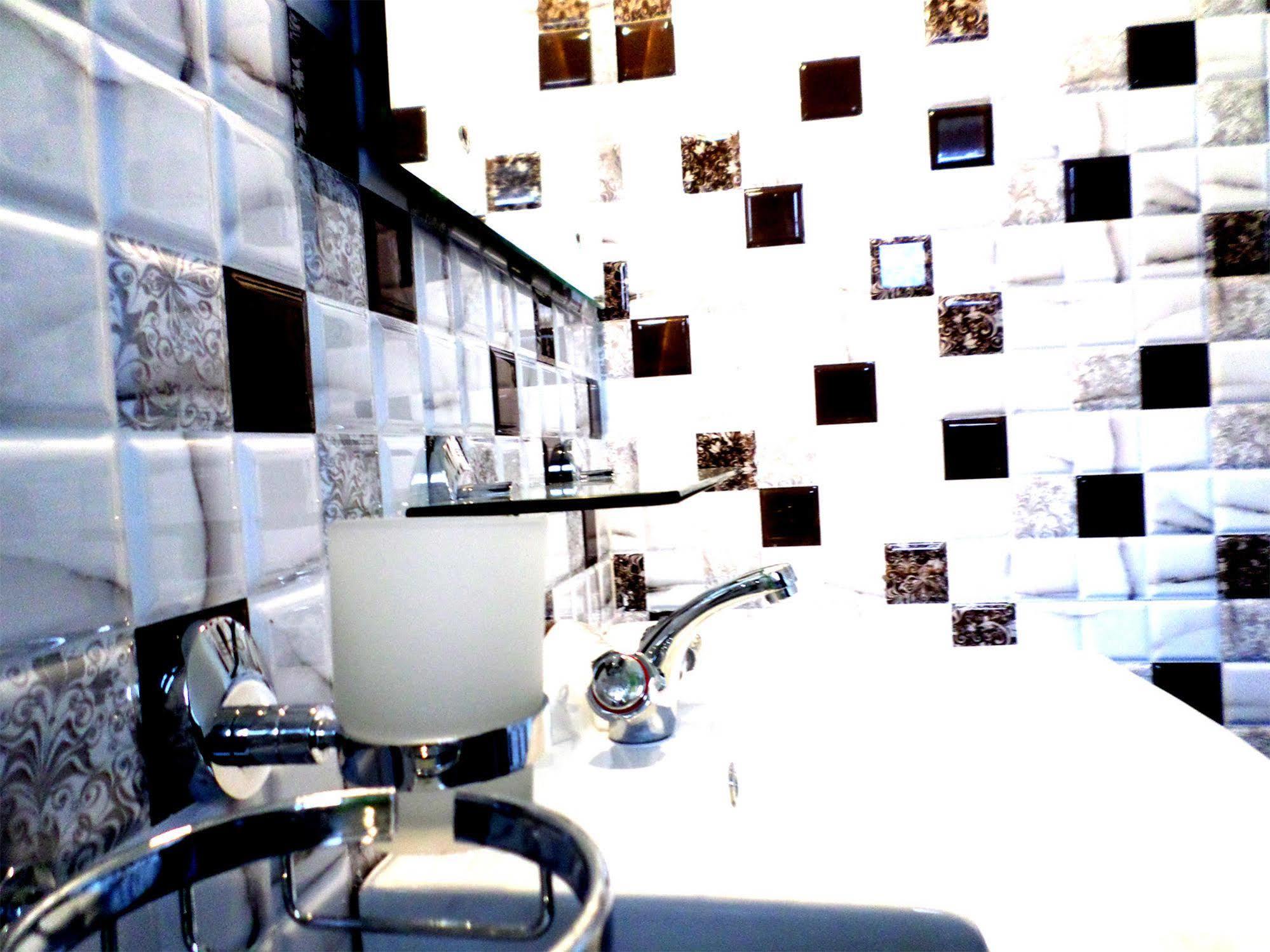 Guest house Global Rest 3*