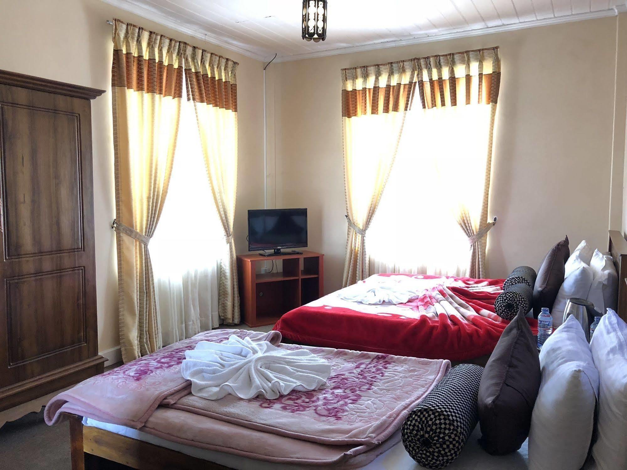 Global Rest Guest house