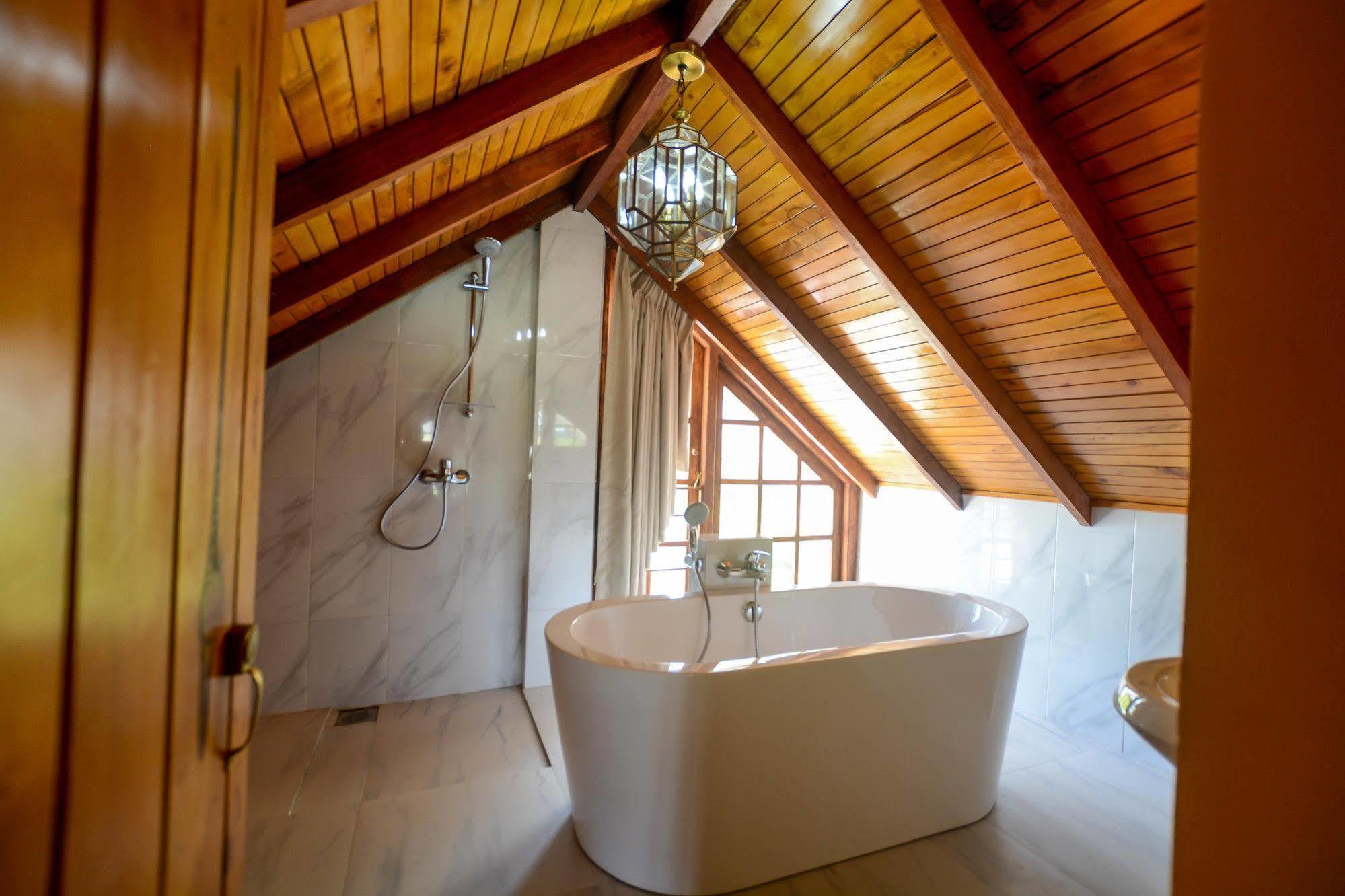 Tea Fields Villa *