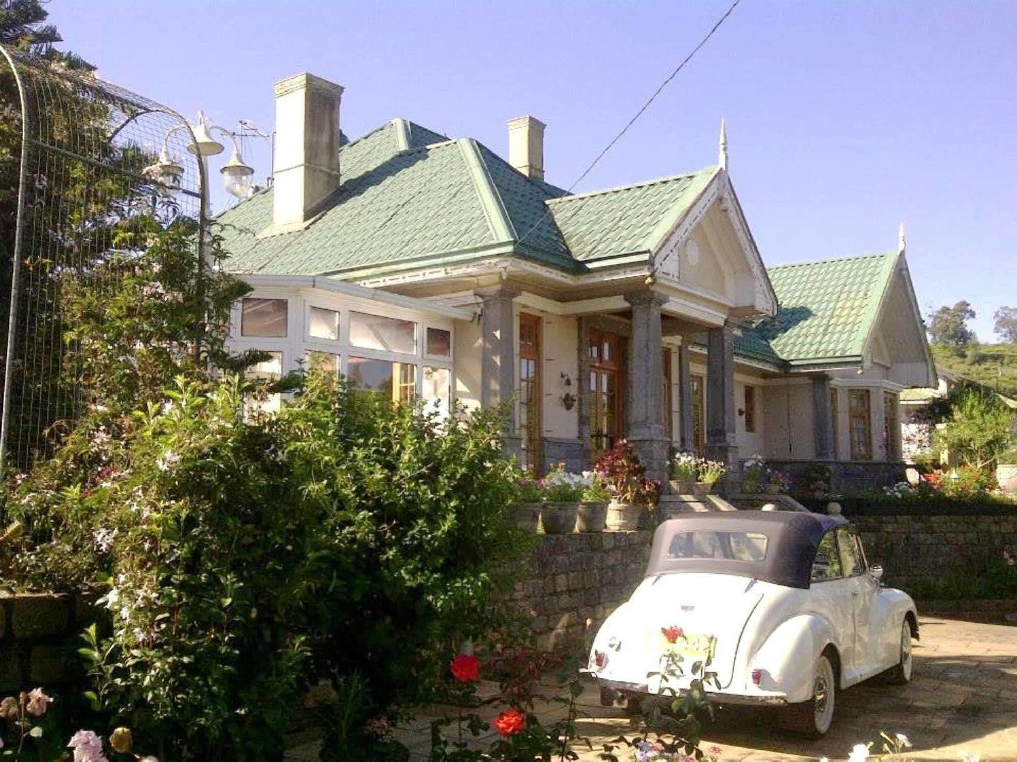 Bed & Breakfast Roselynn Manor 3*