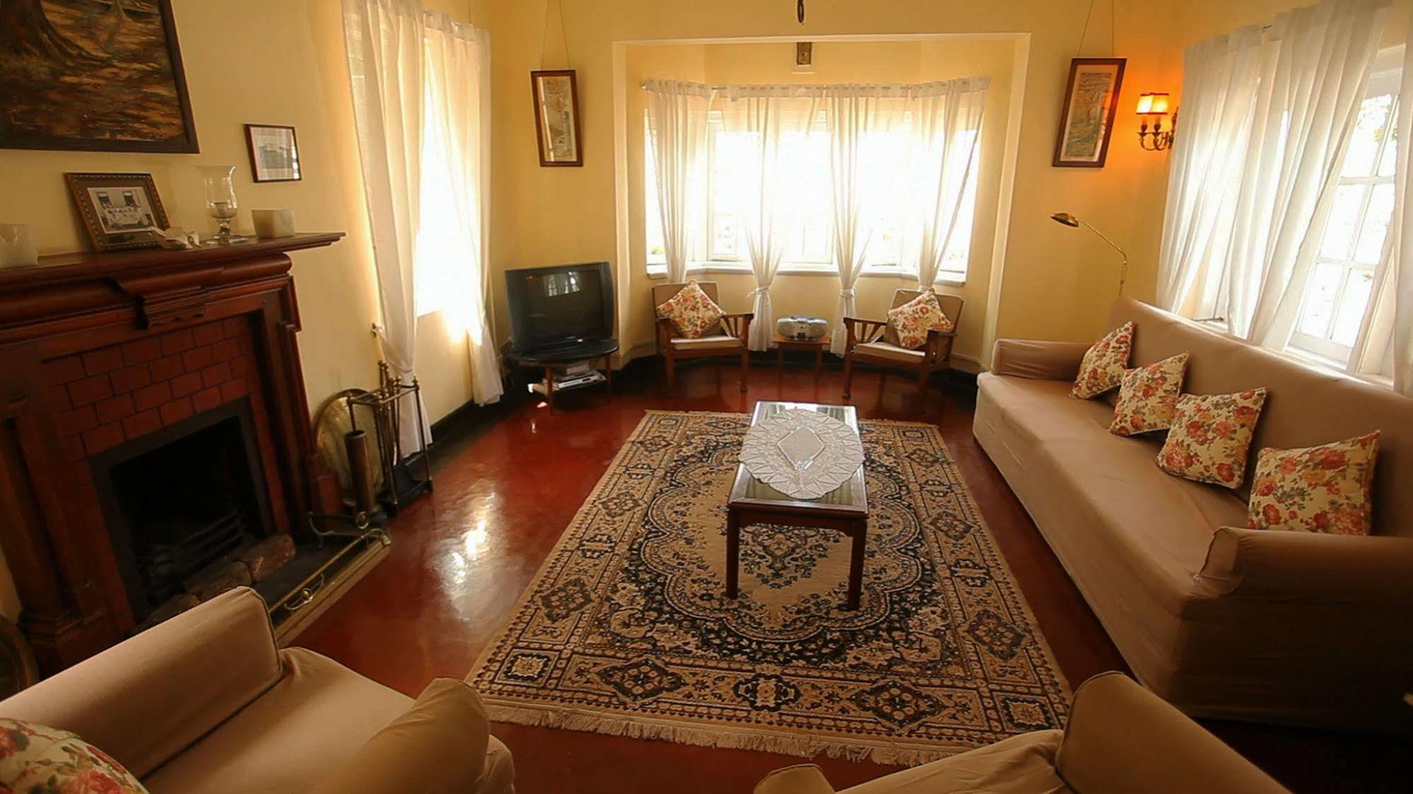 Senani Colonial *