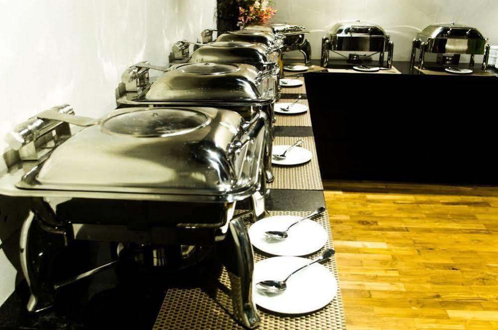 Horton Towers And 4* Nuwara Eliya